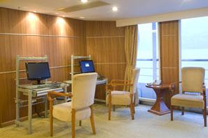 星际领航号游轮网吧