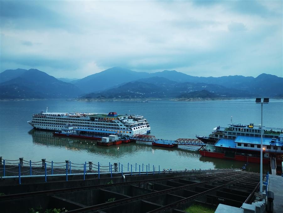 三峡游轮